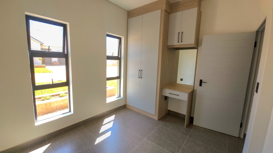 To Let 3 Bedroom Property for Rent in Melodie North West